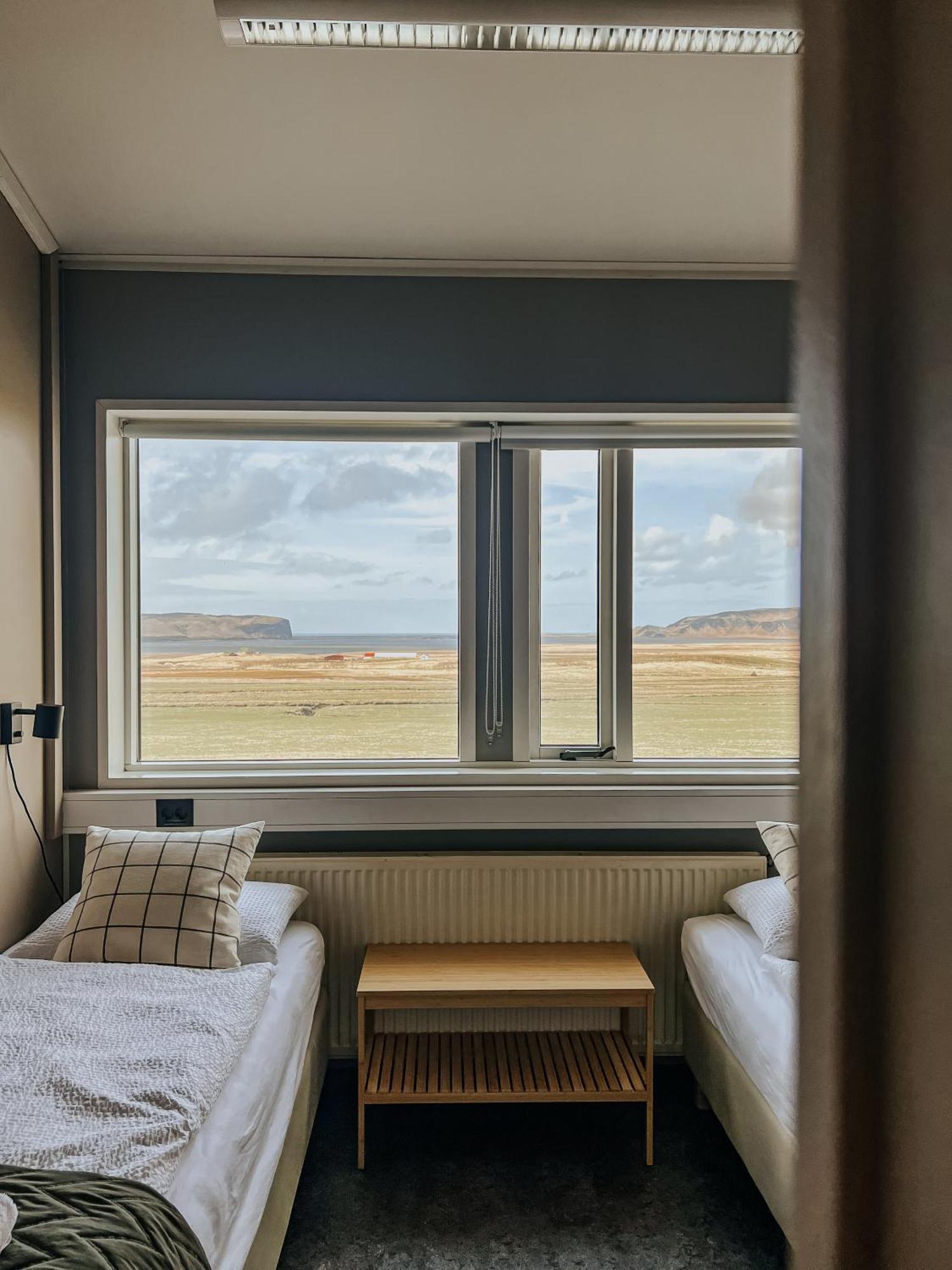 Reynir Guest house *