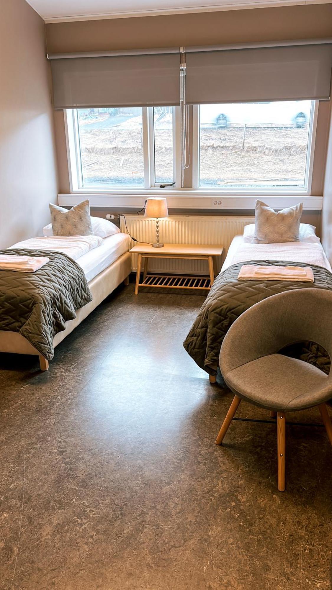 Reynir Guest house *